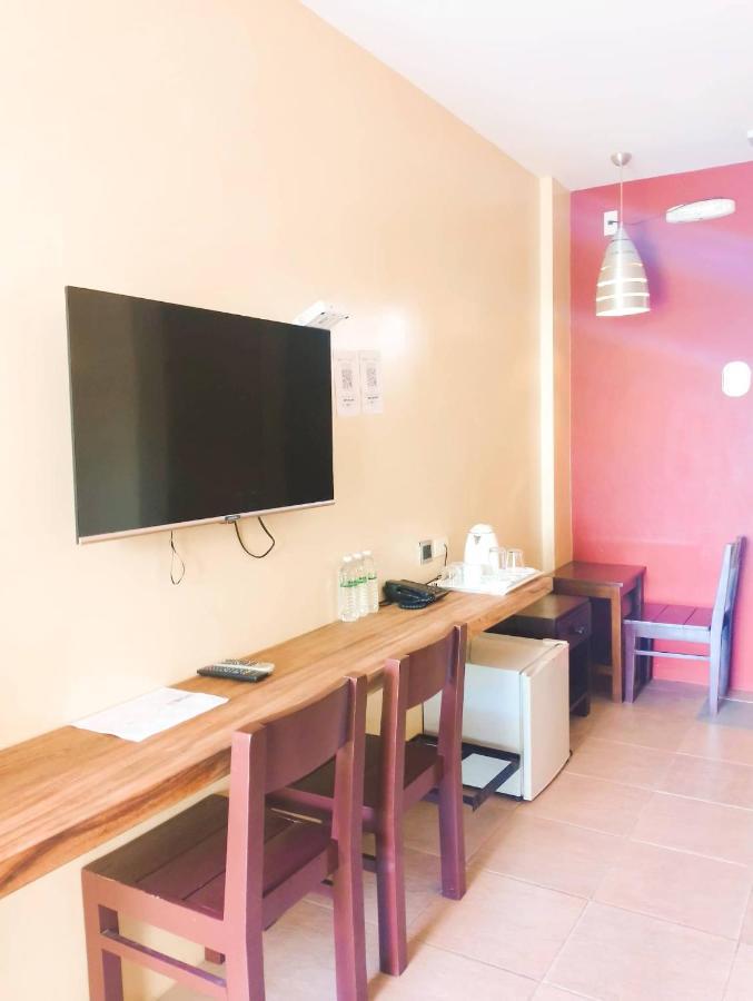 Marzon Hotel 칼리보 외부 사진